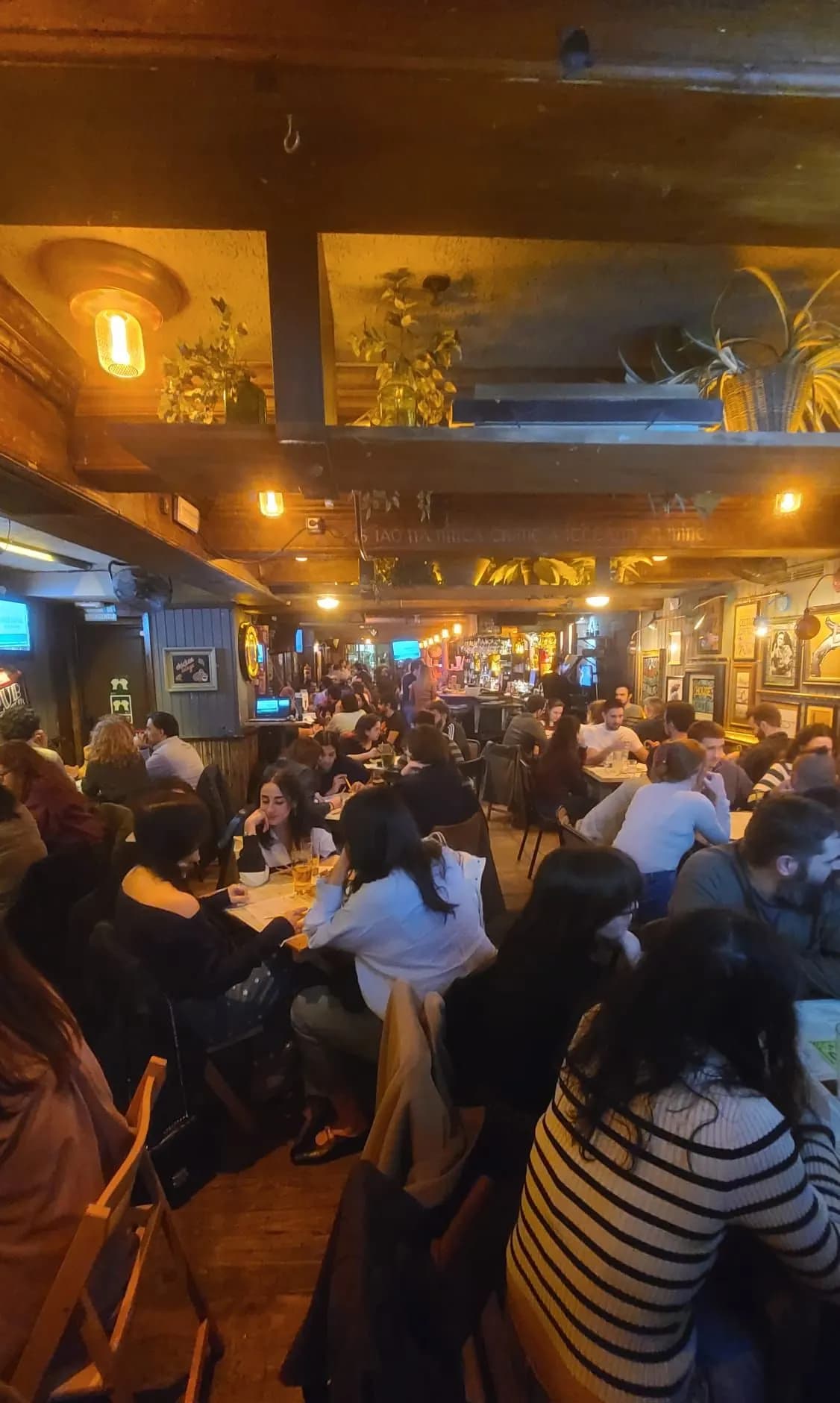 Quiz Night a tope en The Irish Rover